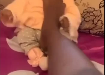 Video of babysitter suffocating infant by Putting Her Toe And Tongue Into Baby's Mouth